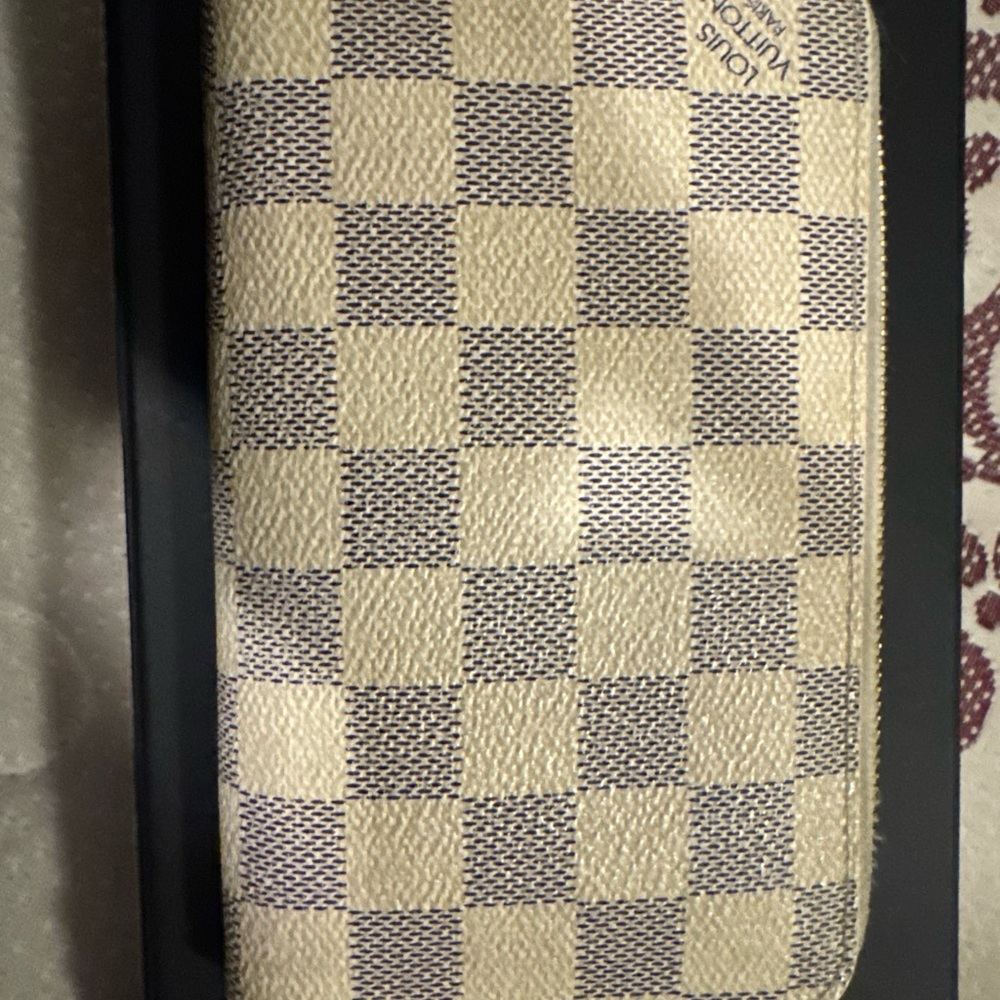 Louis Vuitton Checkered Beige Wallet